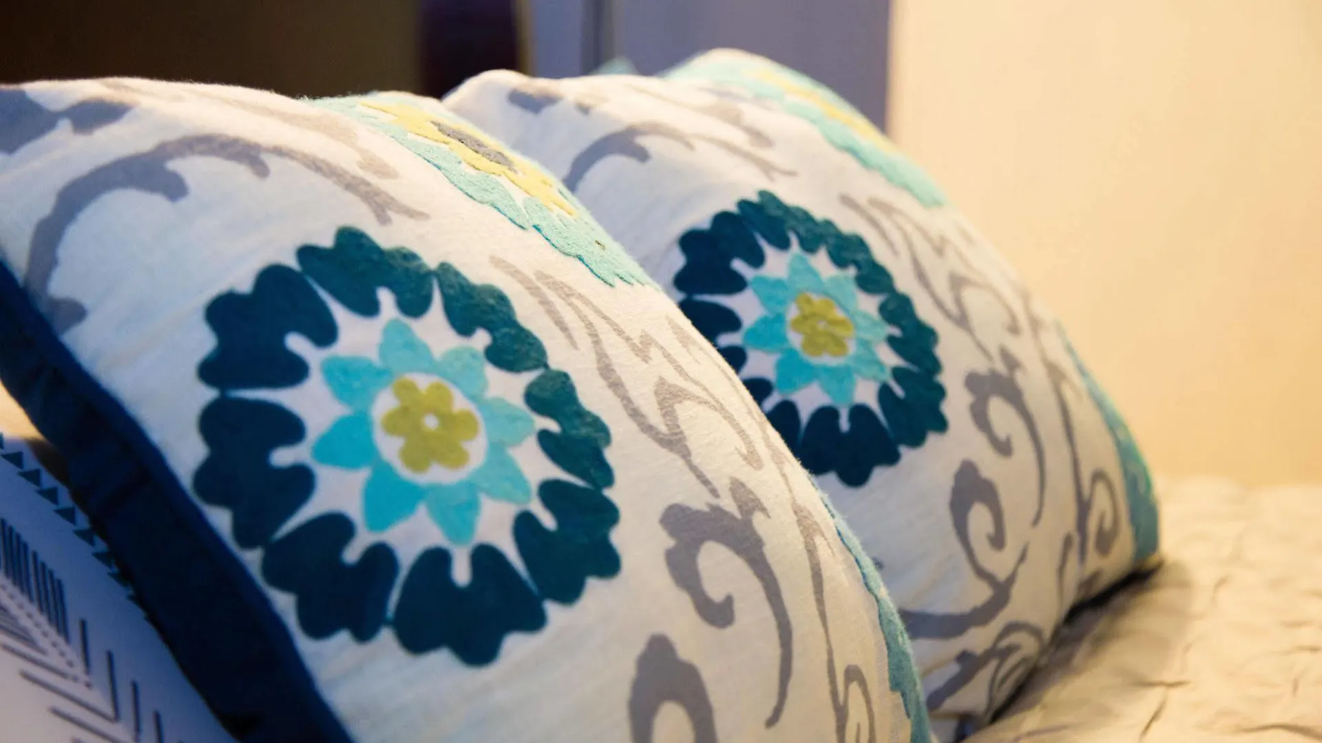 New Kingston Guest Apartment At Westbury